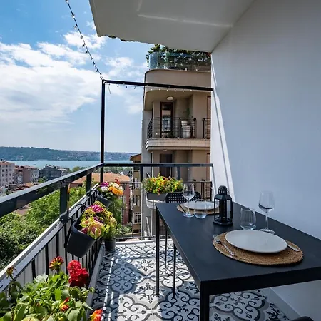 Apartment Spacious 2 Bedroom With Panoramic Bosphorus View *