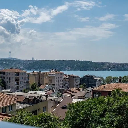 Spacious 2 Bedroom With Panoramic Bosphorus View Apartment