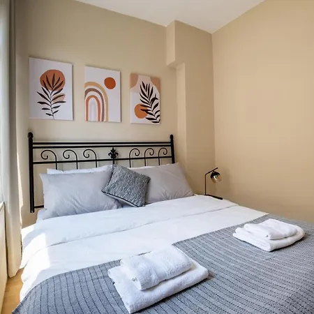 Apartment Spacious 2 Bedroom With Panoramic Bosphorus View *