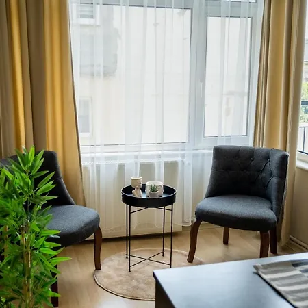 Spacious 2 Bedroom With Panoramic Bosphorus View Apartment *